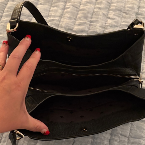 Kate Spade Classic Black Shoulder Bag w/ Wallet - Picture 3 of 13